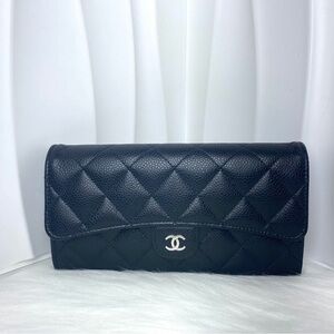 CHANEL Classic Long Trifold Wallet Black Caviar Leather with Silver Hardware